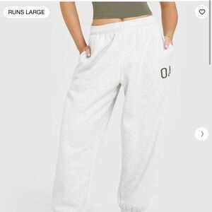 Oner Active x Brenda Anton Collab Sweats